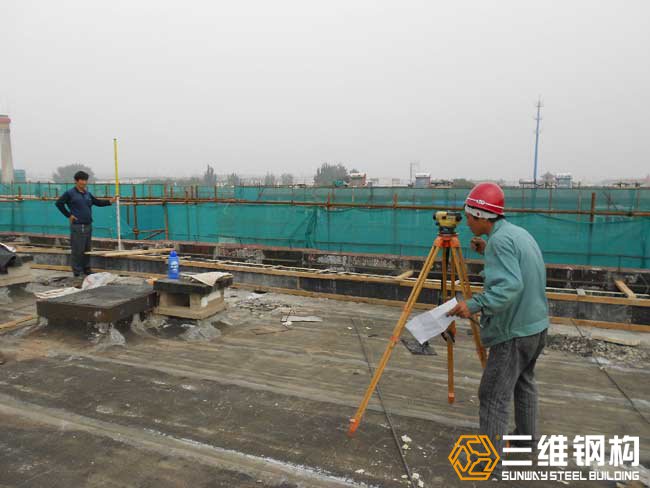 鋼結構廠房施工中常用的檢測測量工具有哪些？