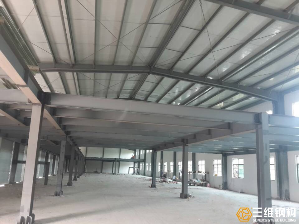 鋼結構廠房樓承板的施工特點